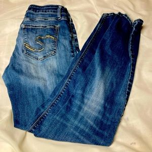 Silver Jean Co. Suki Straight Denim Women's Sz 28 X 31 Dark Stretchy Comfort